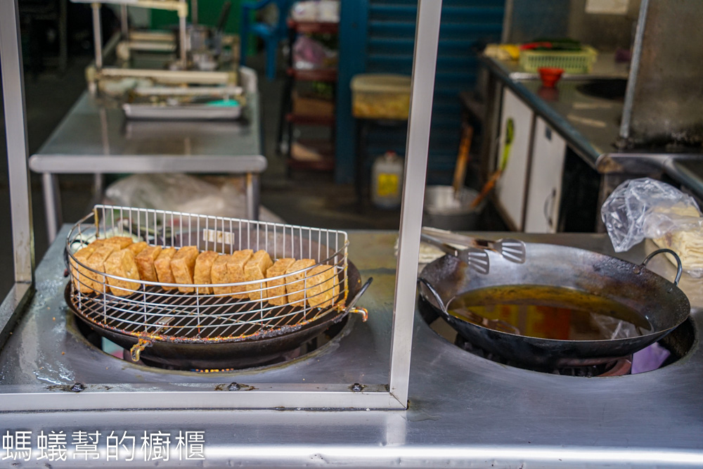 淑芬小吃豆皮包鹹菜 | 竹山老街特色豆包夾泡菜
