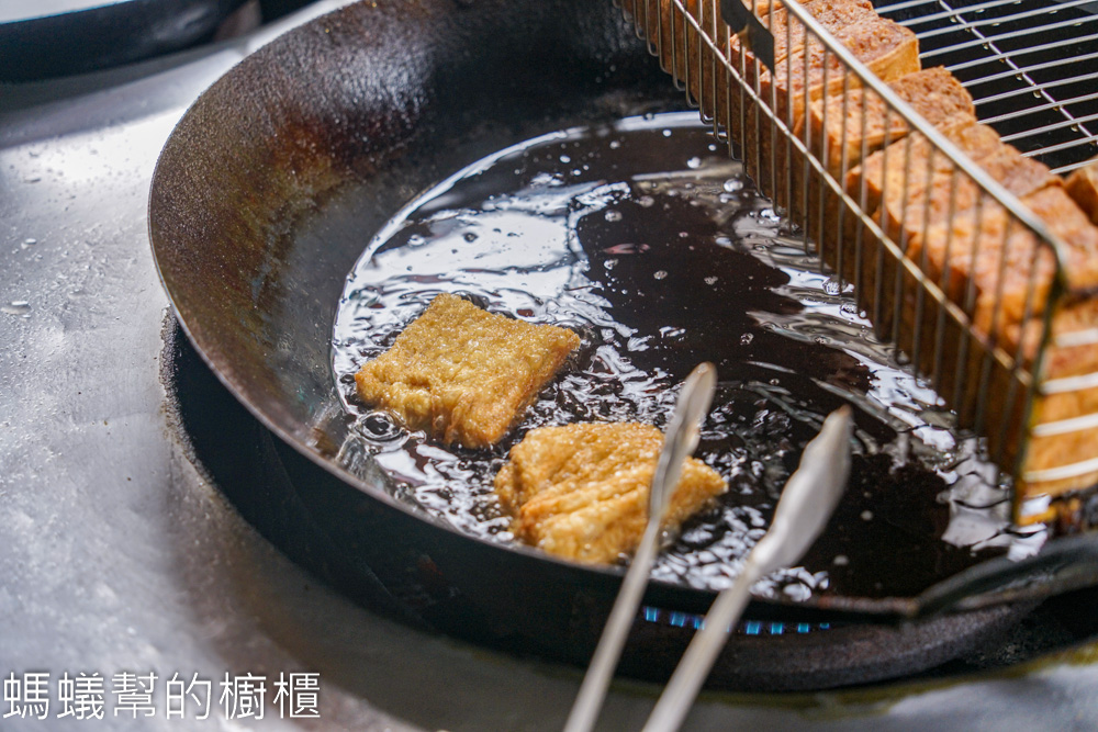 淑芬小吃豆皮包鹹菜 | 竹山老街特色豆包夾泡菜