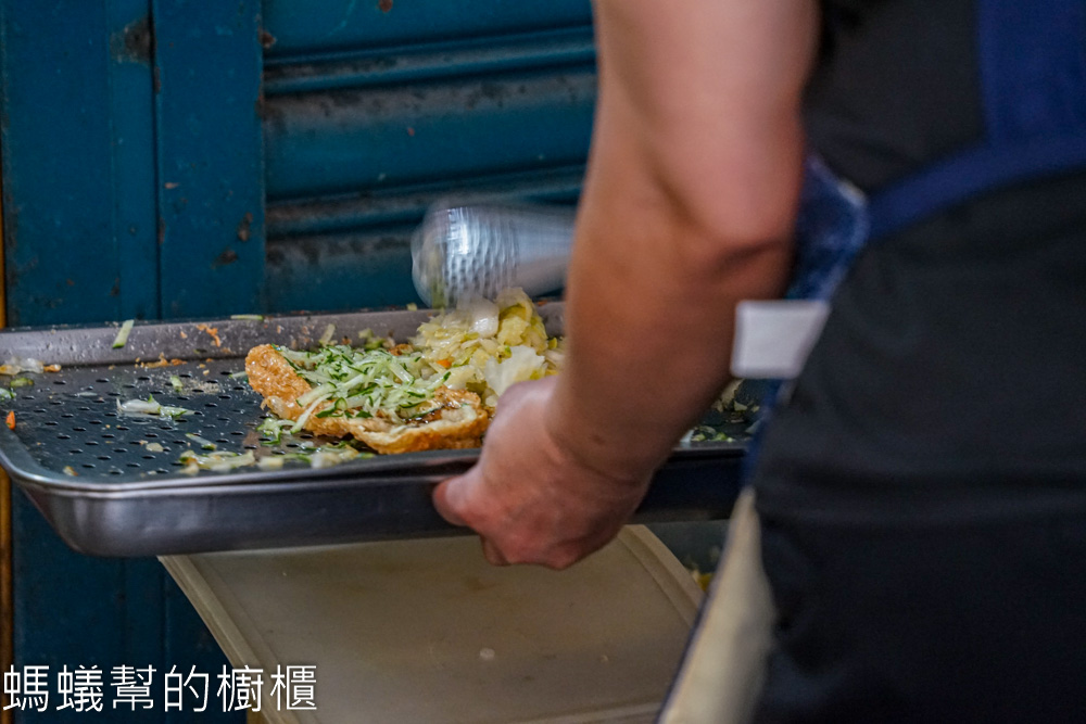 淑芬小吃豆皮包鹹菜 | 竹山老街特色豆包夾泡菜
