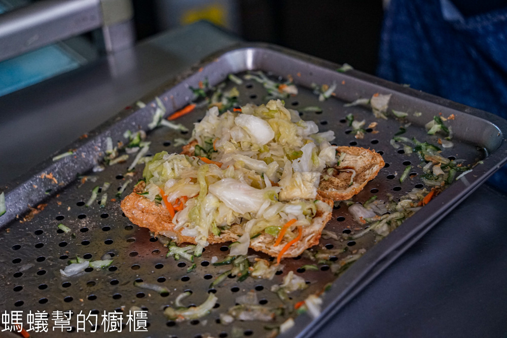 淑芬小吃豆皮包鹹菜 | 竹山老街特色豆包夾泡菜