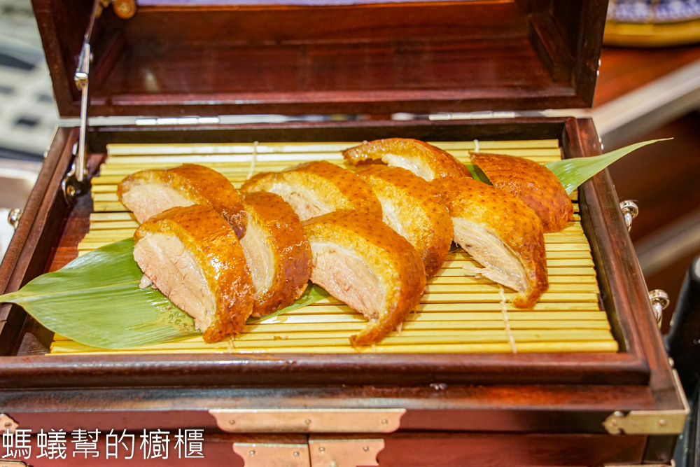 尋鮮坊 | 彰化新中菜饗宴，火烤櫻桃鴨四吃！雙人也能享用精緻中菜。
