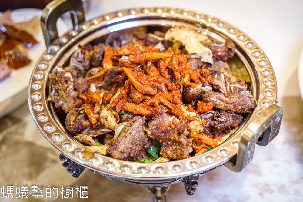 尋鮮坊 | 彰化新中菜饗宴，火烤櫻桃鴨四吃！雙人也能享用精緻中菜。