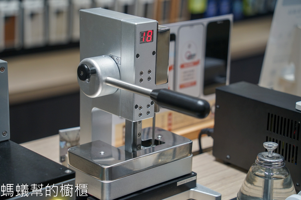 保衛站南投草屯店 | 南投APPLE手機換電池、原廠零件獨立維修。
