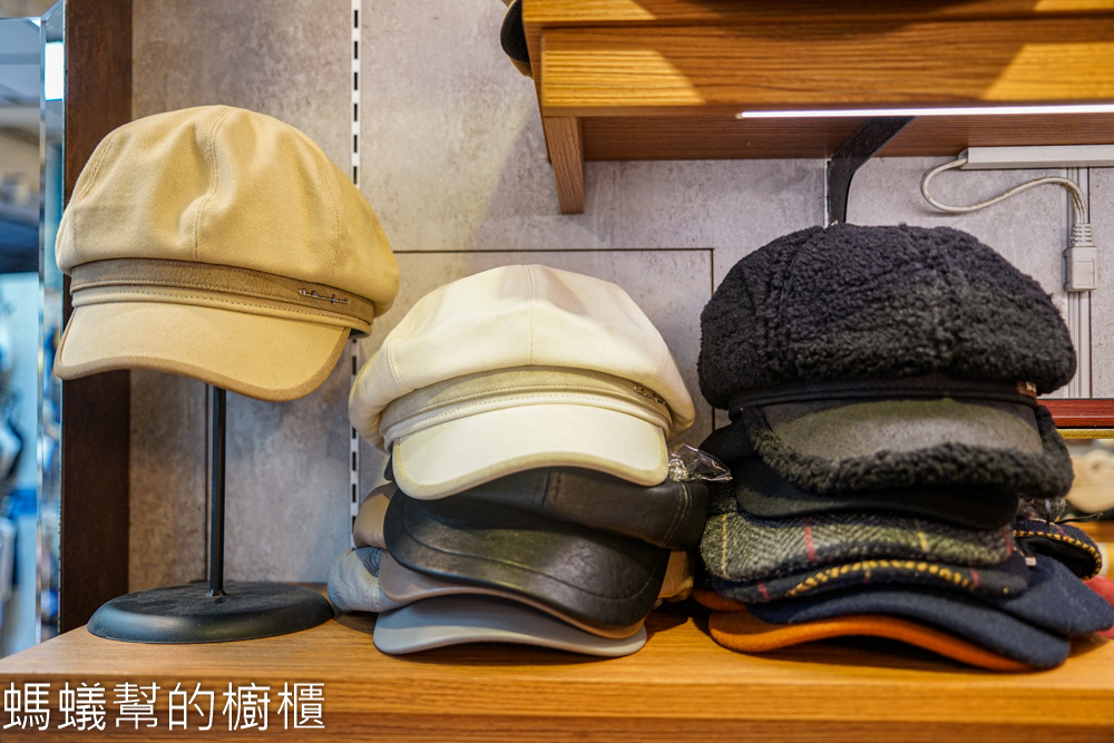 Mystic神秘者台中一中店 | 最齊全帽子在這裡！可愛造型帽、手套、圍巾。