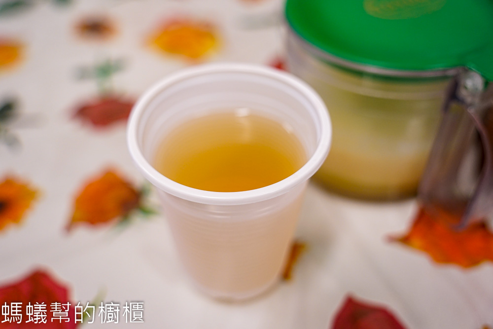 幸福臭豆腐 | 彰化市彩色臭豆腐，香酥夠味，免費飲料供應。