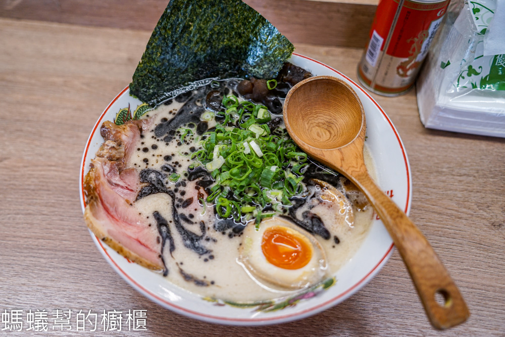 麵屋三豚 | 斗六拉麵推薦，人氣豚骨拉麵、叉燒飯，免費加麵一次。