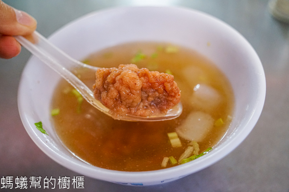 碗粿世家 | 鹿港吃熱呼呼碗粿，就在王罔麵線跟肉焿泉旁邊。