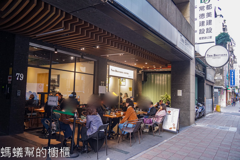 Twin Brothers Coffee | 台北車站附近人氣肉桂捲。