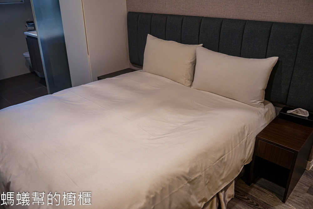 皇家玫瑰旅館站前館 | 台北車站附近住宿推薦，附點心飲料吧。