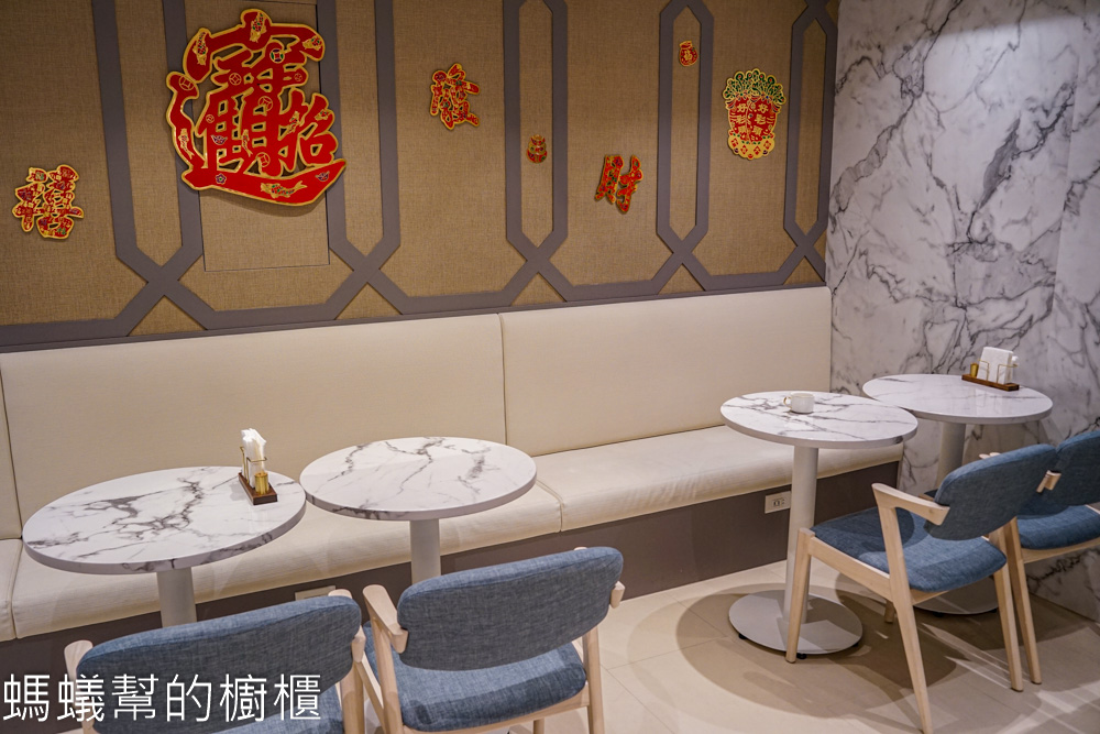 皇家玫瑰旅館站前館 | 台北車站附近住宿推薦，附點心飲料吧。