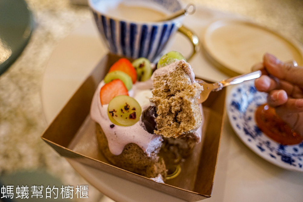 常菓子 | 彰化市小巷裡新店址，可以內用下午茶甜點。