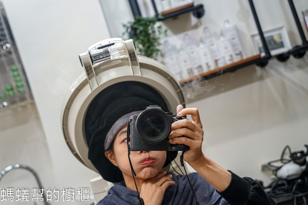 LILIGHT員林舒壓洗髮推薦,頭皮肩頸舒壓超舒服,韓金結構式護髮。