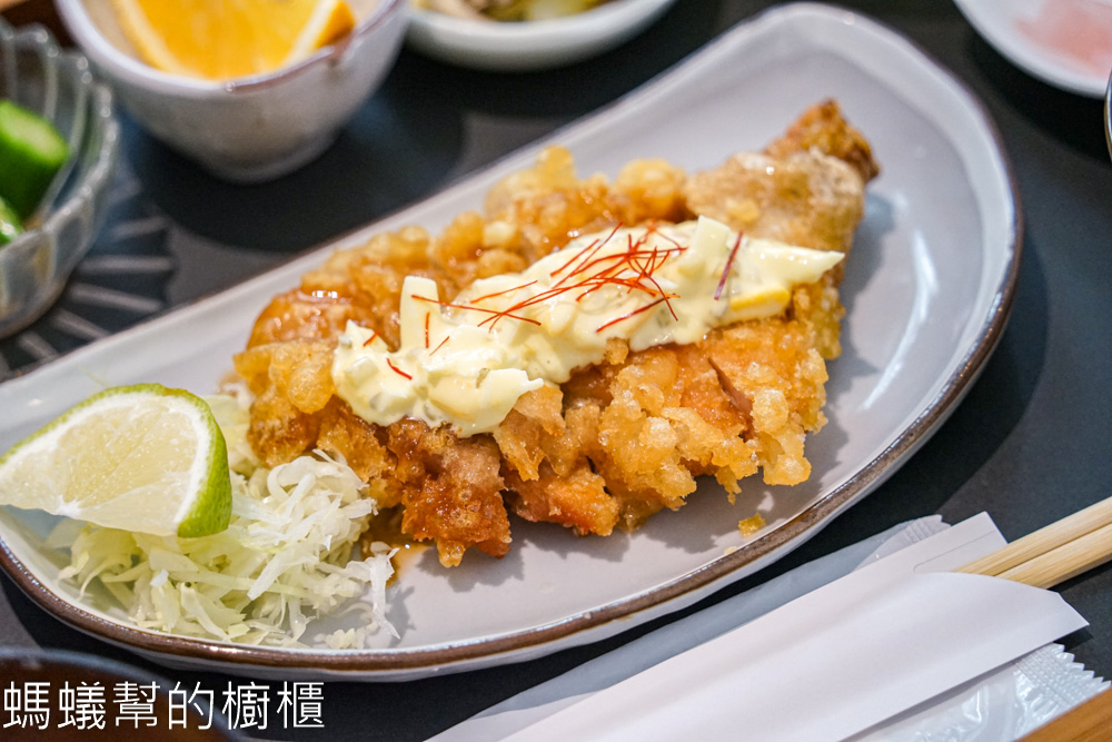 小野食堂 | 台中西區二樓日式食堂，廣島牡蠣飯糰好吃。