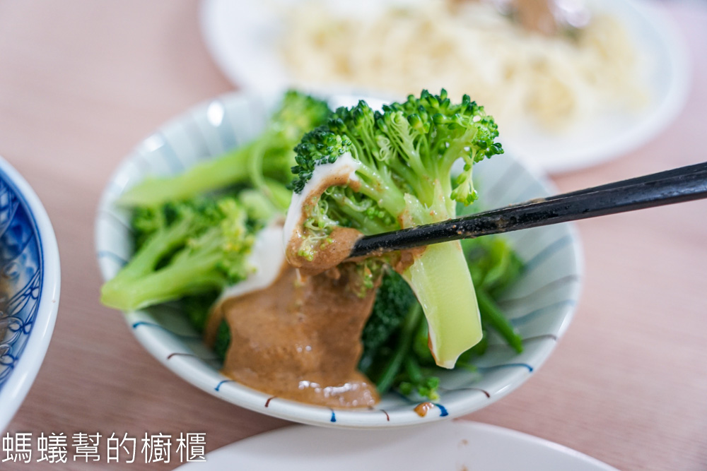 登鮮嘉義公園涼麵肉羹(文化店)-嘉義白醋涼麵，文化路涼麵。