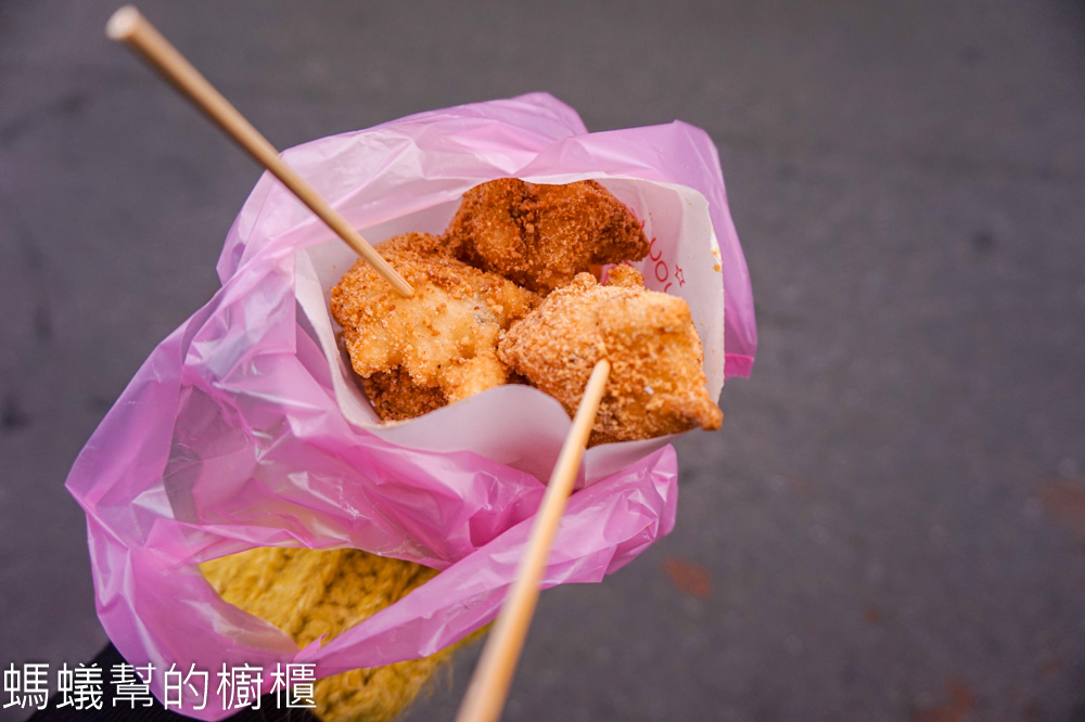 堂糯米炸 | 彰化市阿璋肉圓正對面古早味甜點，外酥內軟不甜膩。