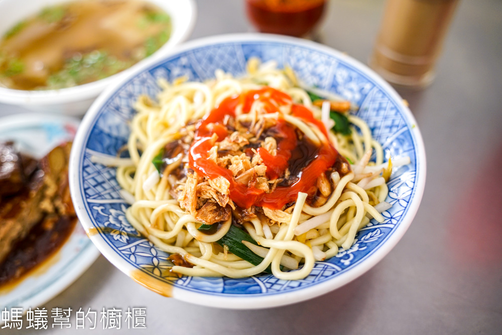 斗南蒜頭麵 | 斗南圓環四寶之一，蒜酥加上油蔥酥飄香乾麵。