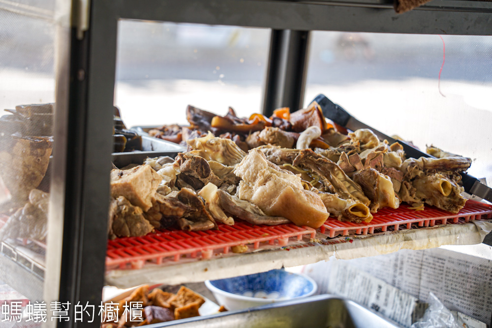 斗南蒜頭麵 | 斗南圓環四寶之一，蒜酥加上油蔥酥飄香乾麵。