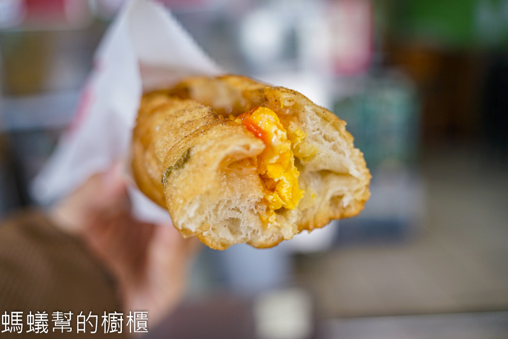 清寶鹹油條彰化直營店 | 彰化市早餐推薦，Q彈口感油條。