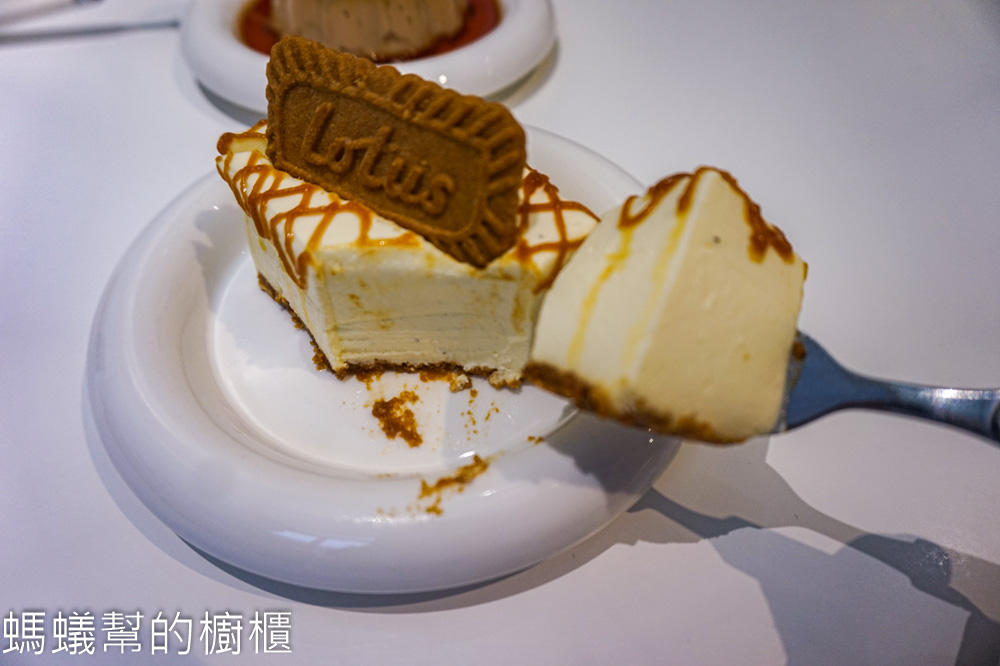 布喝咖啡 | 台中北區一中街裡台水宿舍二樓咖啡館，白色溫馨小店。