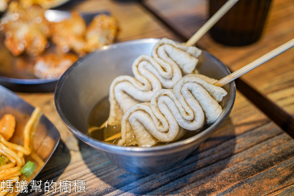 甩鍋雞韓式炒雞吃到飽中友店 | 台中吃到飽469，韓式炸雞、辣炒年糕、韓國魚板。