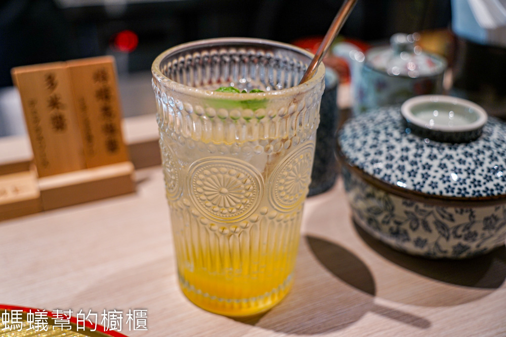 自在天·沾麵專賣店 | 台中南區全台首間拉麵蔬食板前料理餐廳。