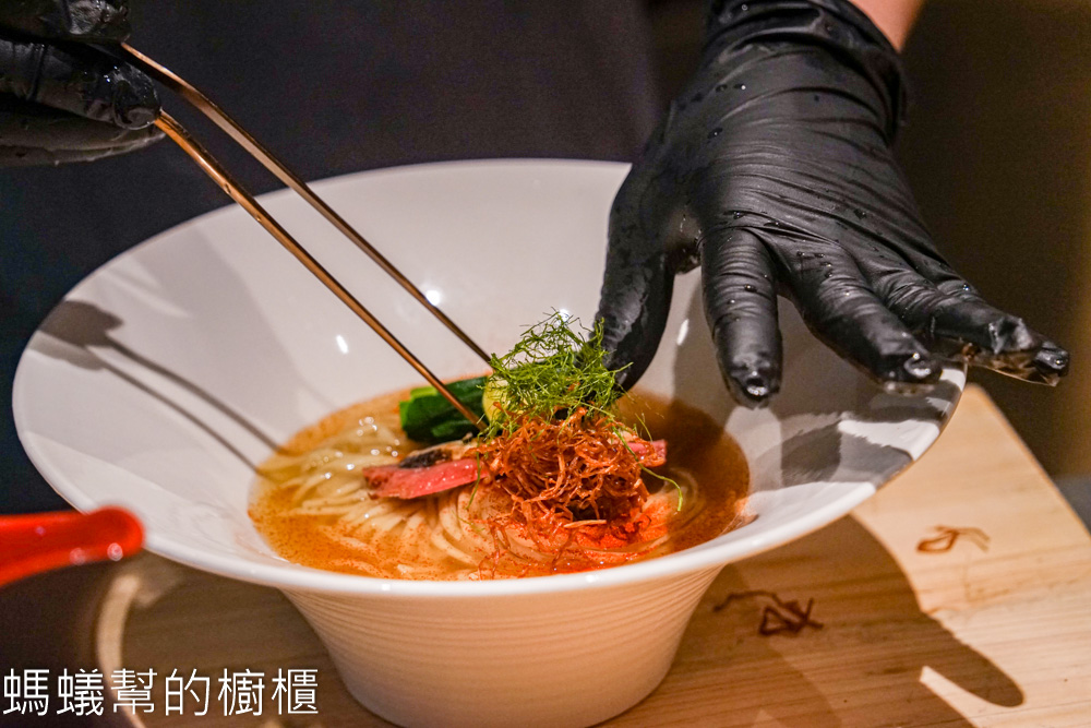 自在天·沾麵專賣店 | 台中南區全台首間拉麵蔬食板前料理餐廳。
