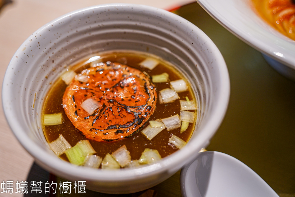 自在天·沾麵專賣店 | 台中南區全台首間拉麵蔬食板前料理餐廳。
