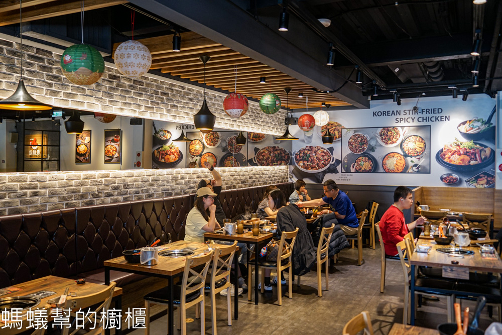 甩鍋雞韓式炒雞吃到飽中友店