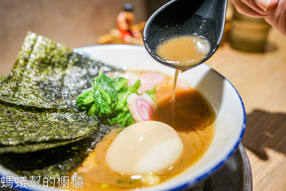 瀧野橫濱家系拉麵 | 嘉義市濃厚豚骨拉麵，賣拉麵也有賣飯類。