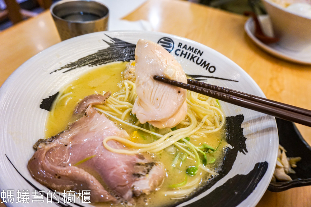 麵屋千雲 | 台北中山區開到凌晨四點雞白湯拉麵，道地日式口味。