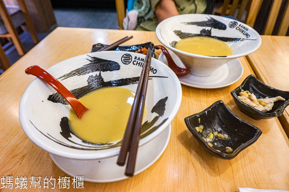 麵屋千雲 | 台北中山區開到凌晨四點雞白湯拉麵，道地日式口味。