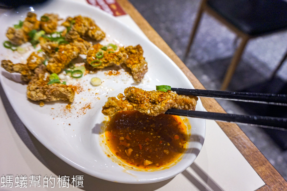 姥姥酸菜魚 | 台北北車二樓微風美食街，個人鍋酸菜魚，料多味好。