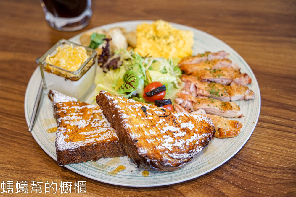 好日子 | 員林豐富拼盤早午餐，全天候供應！布丁也好吃。