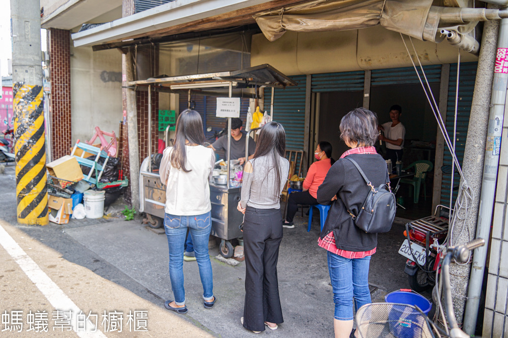 原之燒餅 | 彰化北斗銅板餡餅，下午三點就湧現排隊人潮。