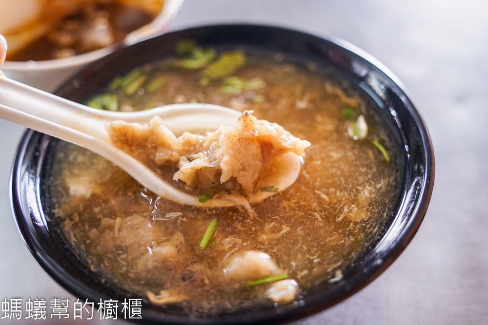 碗粿順 | 花壇口庄順字號碗粿肉羹，不起眼鐵皮屋裡美味碗粿。