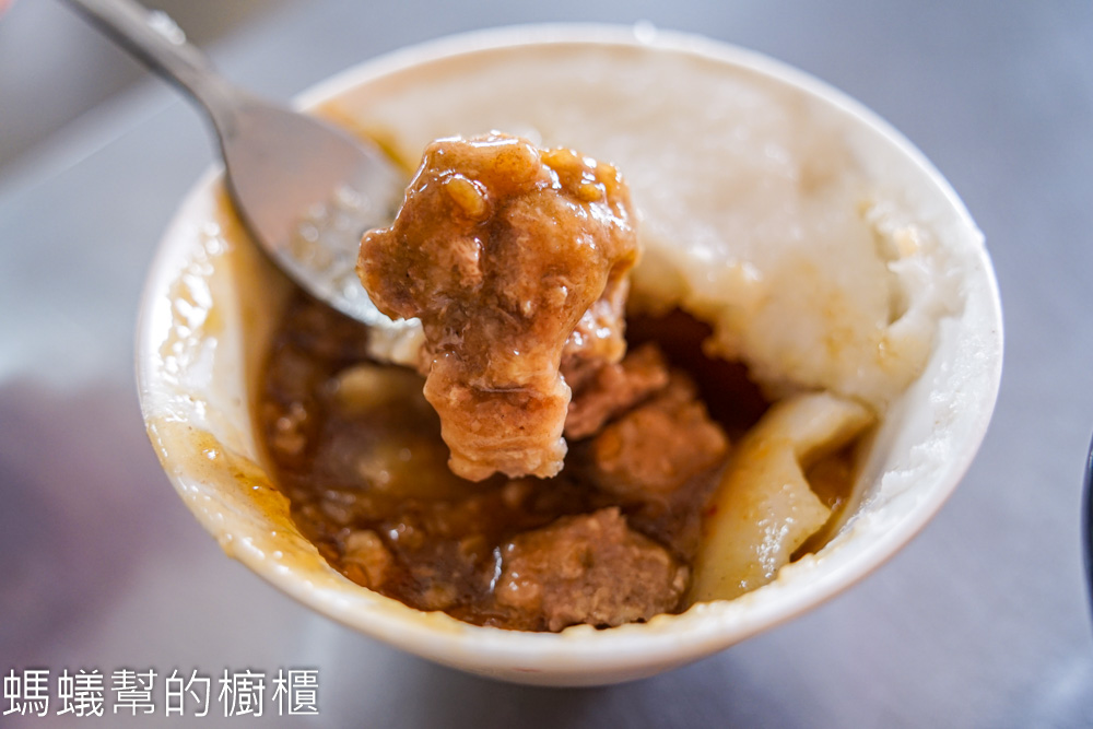 碗粿順 | 花壇口庄順字號碗粿肉羹，不起眼鐵皮屋裡美味碗粿。