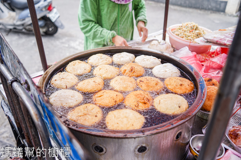 稻香路越式燒餅 | 埤頭小路裡人氣油炸水煎包，埤頭隱藏小吃推薦。