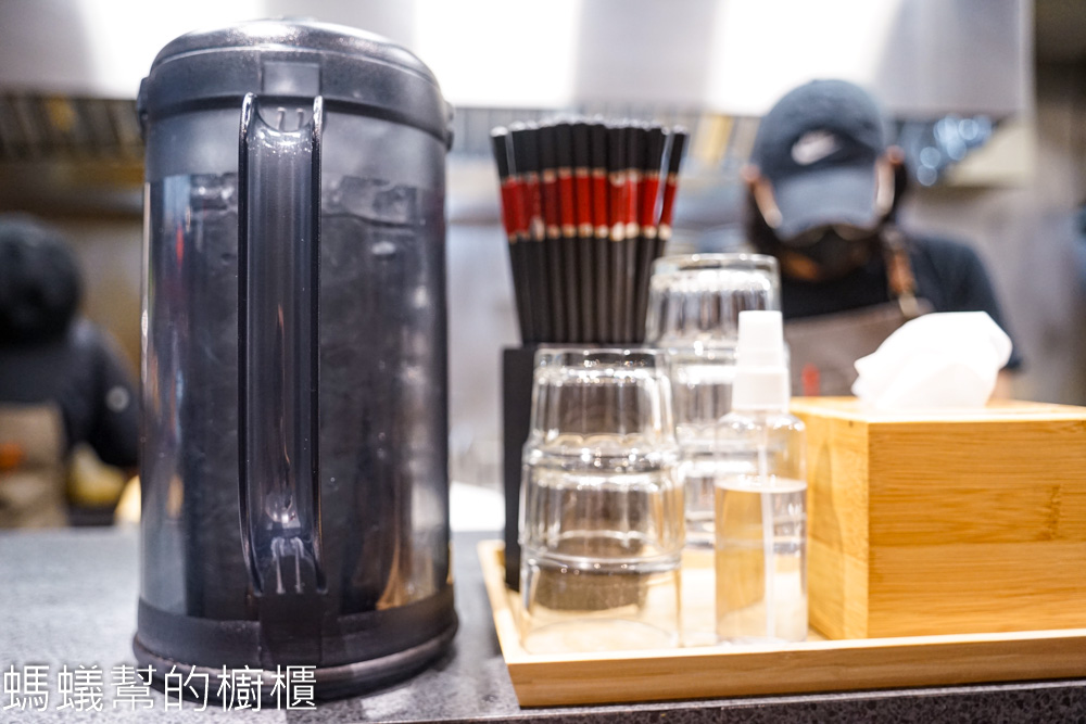 麵屋海鳴 | 台中中區火車站附近人氣蝦濃湯拉麵，巴斯克也好吃。