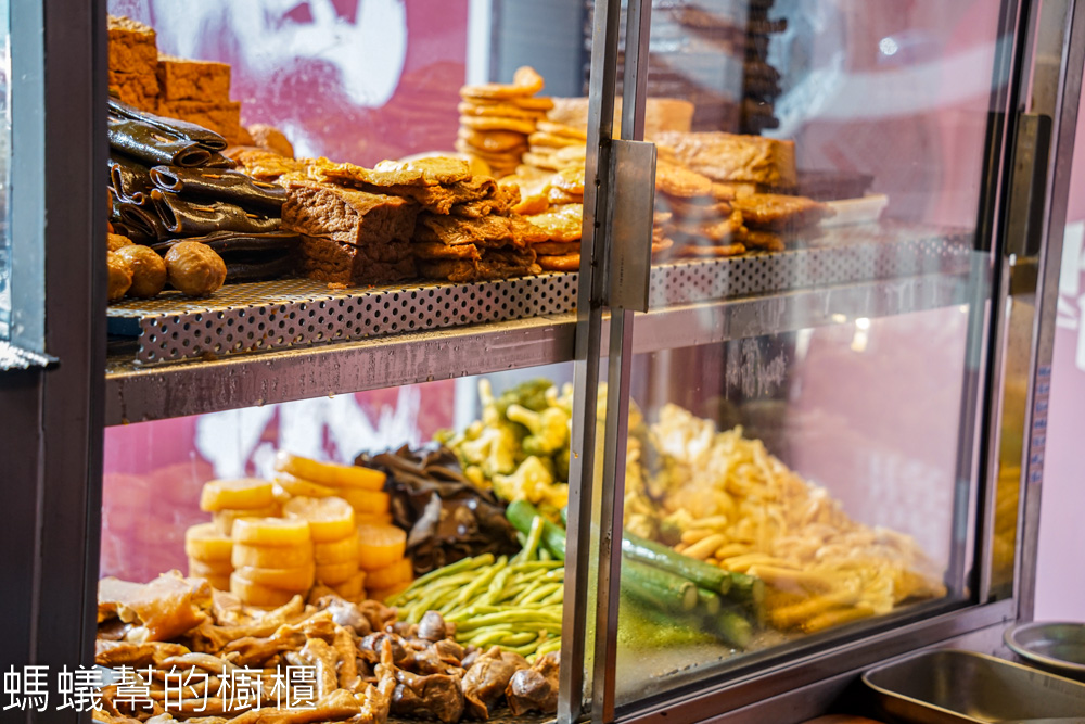 彰化和美也吃得到「秘醬滷味」！源自上海的獨家口味，當天新鮮現滷，每樣都好吃。