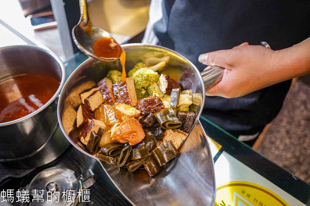 彰化和美也吃得到「秘醬滷味」！源自上海的獨家口味，當天新鮮現滷，每樣都好吃。