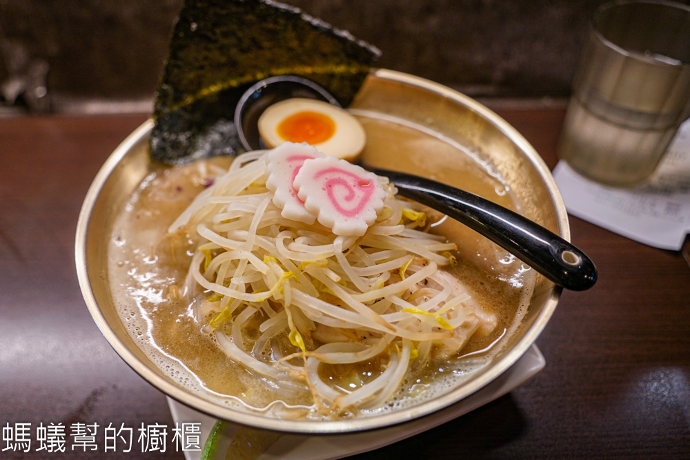 渡山樓 | 台中西區濃厚雞豚拉麵、魚介拉麵，濃厚系口味受到喜愛。
