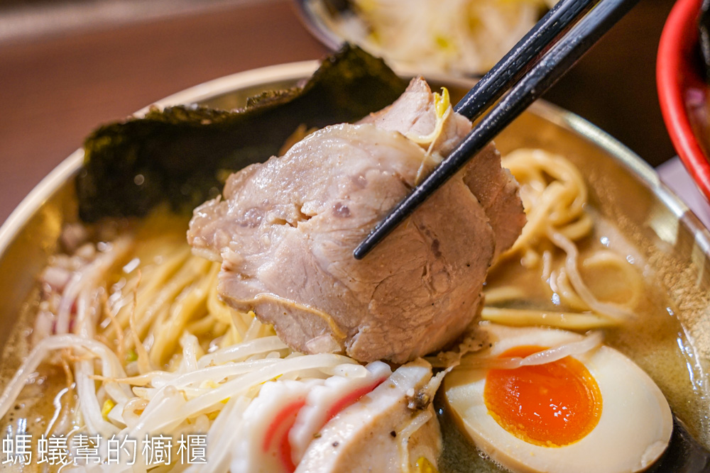 渡山樓 | 台中西區濃厚雞豚拉麵、魚介拉麵，濃厚系口味受到喜愛。