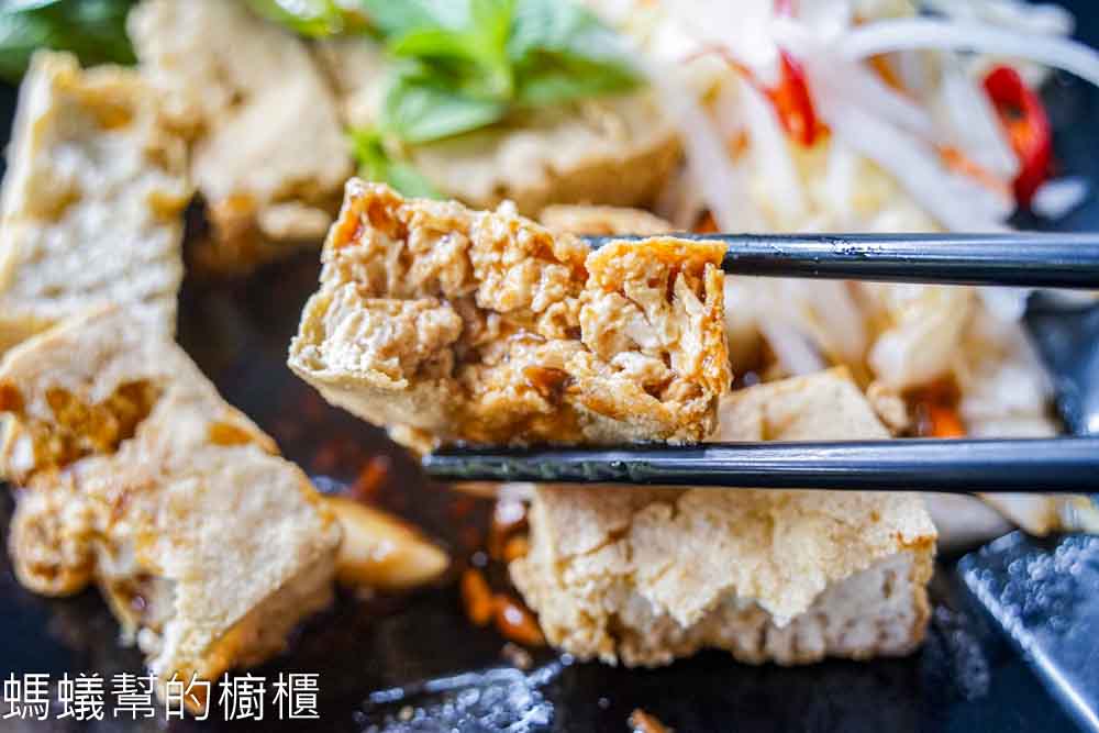 玉里臭豆腐 | 南投市微熱山丘附近新開臭豆腐店，有麻辣臭豆腐、鴨血。
