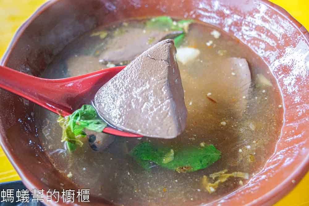 玉里臭豆腐 | 南投市微熱山丘附近新開臭豆腐店，有麻辣臭豆腐、鴨血。