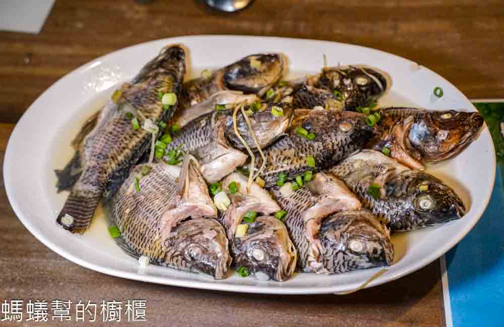 鹽鄉民宿餐廳 | 台南北門井仔腳鹽田旁古早味餐廳，虱目魚一夜干、西瓜綿鮮魚湯必點。