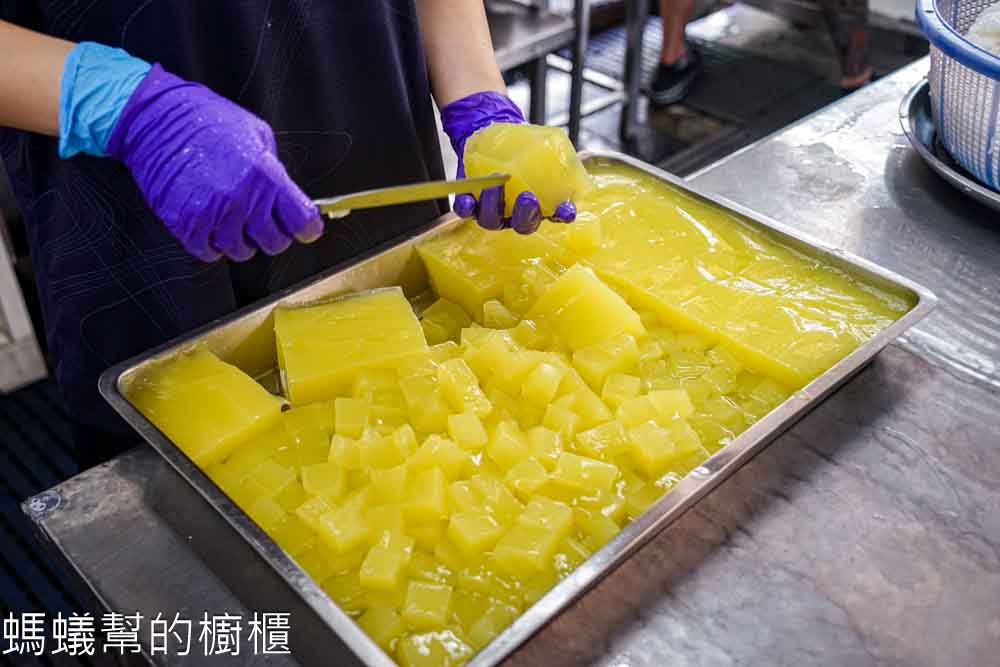 勇伯粉粿 | 和美菜市場裡人氣粉粿冰、甜粽冰，限量甜粽晚來容易賣完囉。