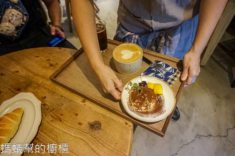 種甜 | 新竹市東區巷弄裡甜點麵包咖啡館，近新竹女中。