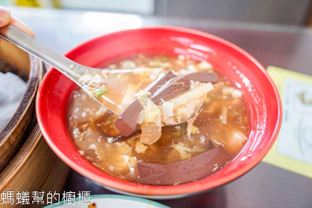 點心樓 | 斗六手工湯包，平價爆汁湯包、紅油抄手，酸辣湯也好吃。