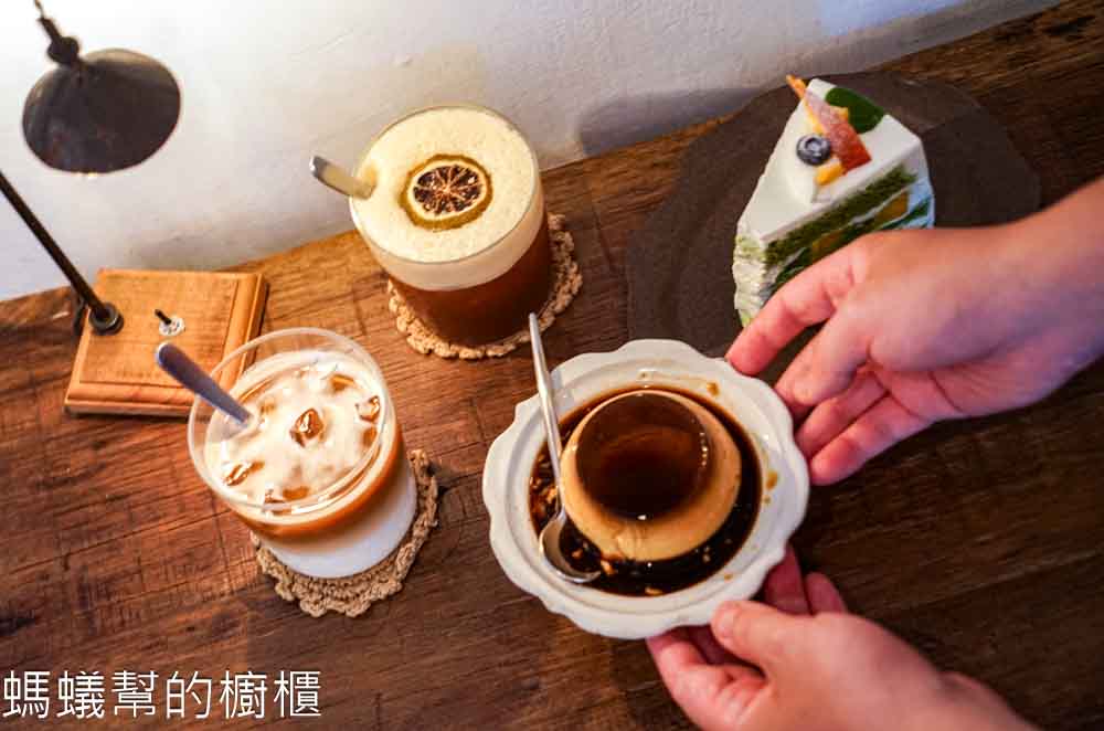 來森もり | 台中西屯區巷子裡甜點咖啡，貓咪出沒，戚風蛋糕用心。