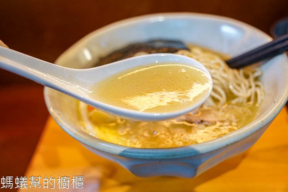 拉麵小徑 | 彰化市拉麵再添一員,販售雞白湯拉麵、叉燒飯。